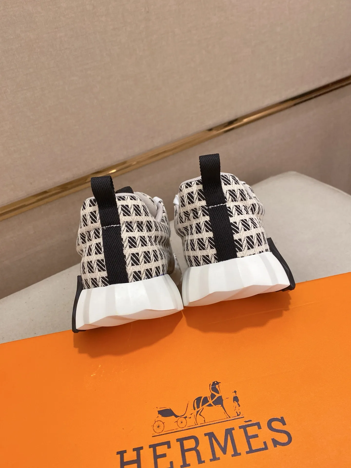 Men's clothing and shoes💰: 420💰《HERMES》【Classic Original Version】Hermès; Top 🔝 Purchasing Agency 🔍🔍Latest 🇺🇸Sold simultaneously at counters, original imported from Italy ▲▲Cow leather▲ ▲Exquisite workmanship (Italian 🇮🇹imported water-dyed 🐂cowhide lining) sole: original sole provided by the original factory, ⚠️exclusive double-layer activity·TPR·rubber·combined molded outsole; Code number: 38-44